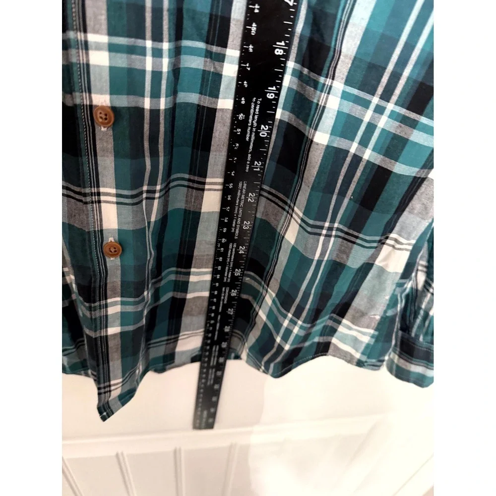 J. Crew Button Down Shirt Mens Medium Teal Plaid Long Sleeve Cotton